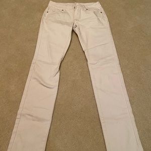 NV white jeans